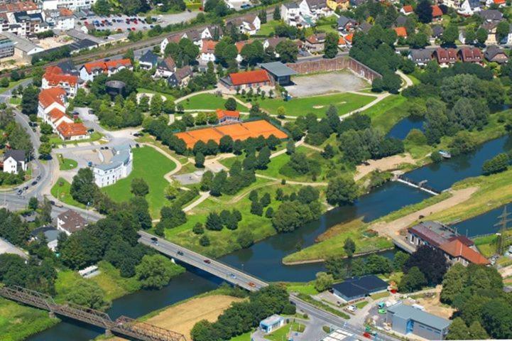 Das Neue Hotel Am Park Фрёнденберг Экстерьер фото